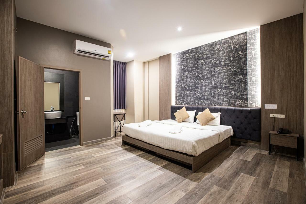 Tara Park Resotel Rangsit Exterior photo